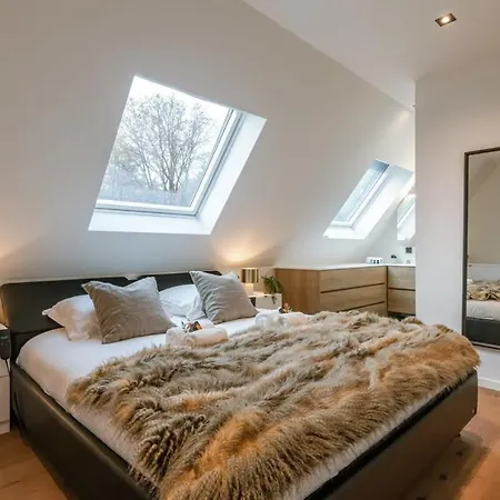 Apartment Huswell - Luxurious With Parking *